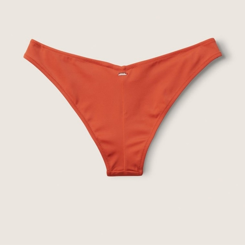 Victoria's Secret PINK Push-Up Triangle
Top V-Front Bikini with Rings Amber Clay - Picture 5 of 10